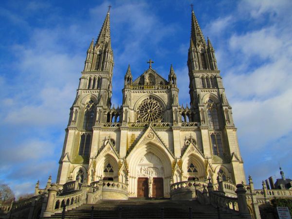 montligeon basilique