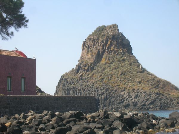 Lachea-island-to-Faraglione-grande-BB.jpg