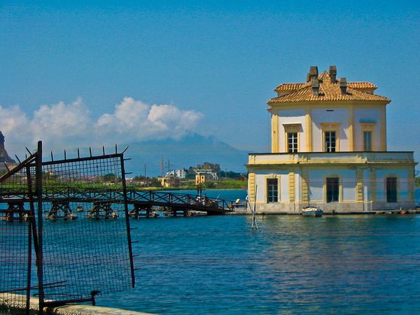 Casina_Vanvitelliana-Lago-Fusaro---phArmando-Mancini.jpg