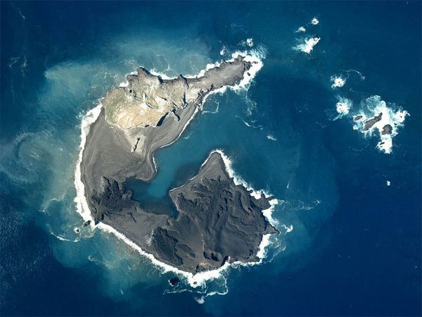 Nishinoshima_mlit1978---ph.1978--tdk.jpg