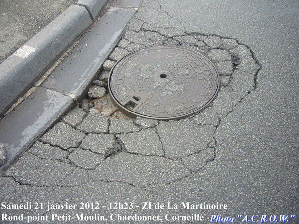 2012-01-21_Plaques_Rond-poiint_Petit-Moulin_Corneille--11-.JPG