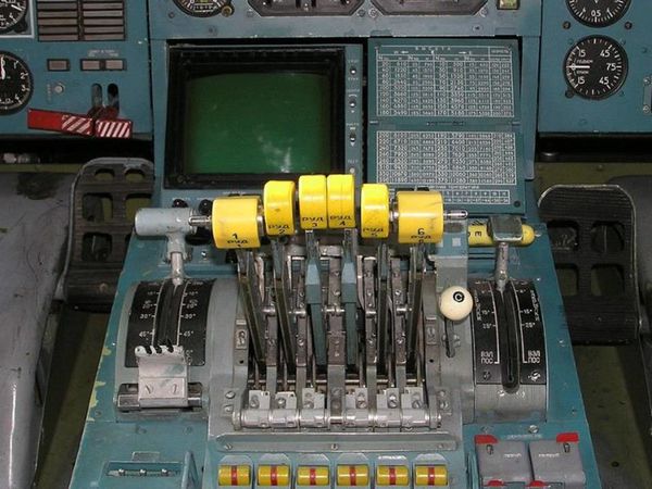 ANTONOV 011