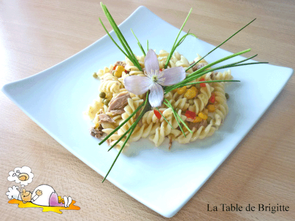 salade-de-pâtes-et-personna