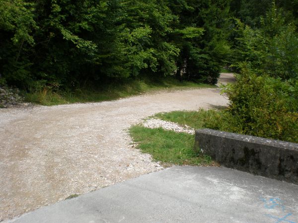 Marmites de Géant ST Germain de Joux dans L Ain Randonnée Haute