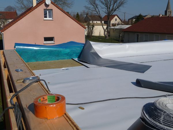 Etancheite toit terrasse membrane pvc