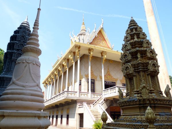 041. wat langka cambodge