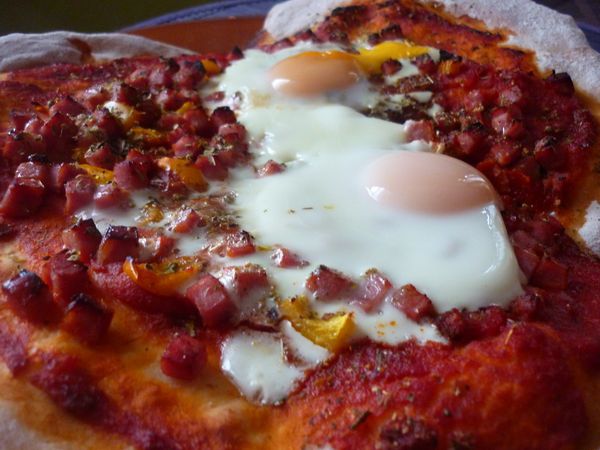 pizza jambon poivron oeuf (7)