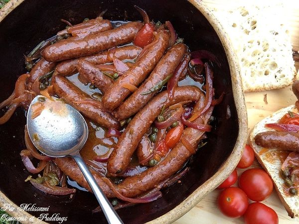 merguez-aux-capres-et-oignons-rouge-sur-ciabatta.jpg