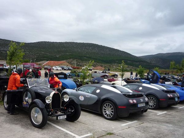 Bugatti Meeting 5696 23