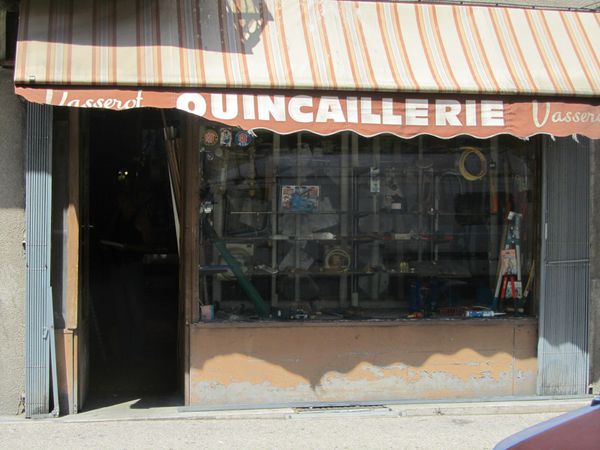 nimes-juin-2011-0403.JPG
