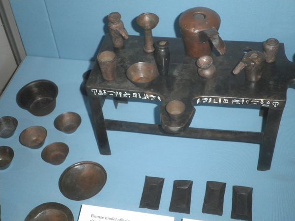 utensilios purificación ritual, Abydos