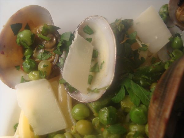 000 linguine vongole & veau (21)