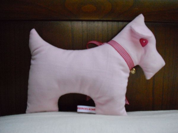 Profil chien rose 5
