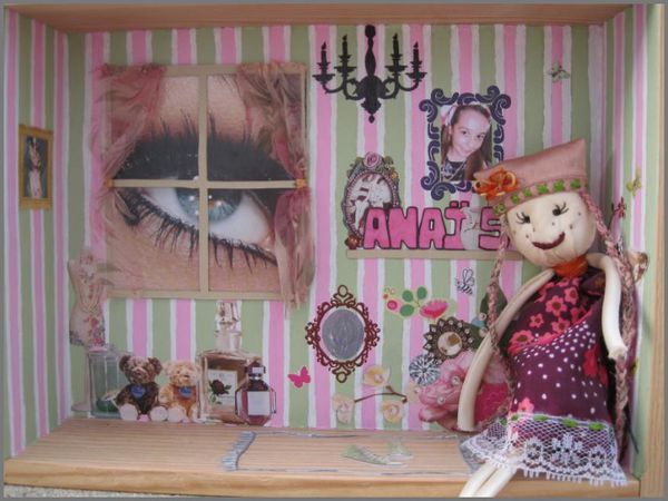 Scrap'Inès Maison de poupée 2