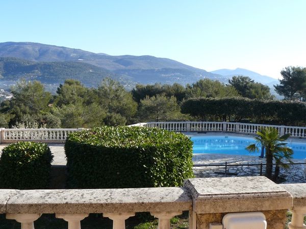 CANN2012 008