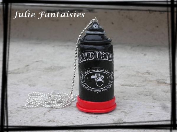 CF-15-Collier-bombe-de-peinture-Bandikidz.jpg