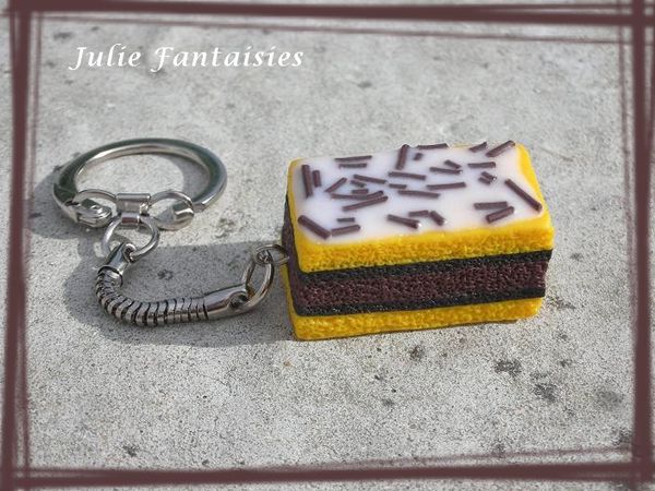 PCF-21-Porte-cle-gourmand-napolitain-en-fimo.jpg