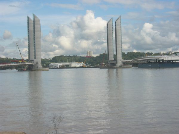 BORDEAUX---PONT-JCD-007.jpg