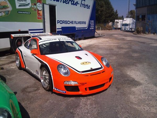 porsche.jpg