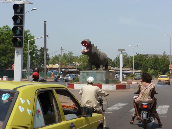 Rond-point à Bamako