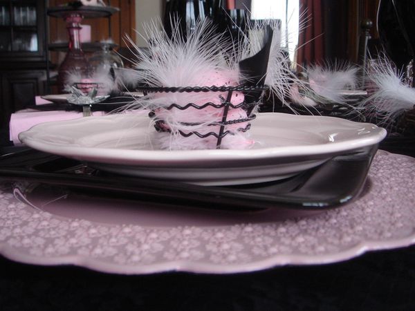table-Paques-rose-et-noir--10-.jpg