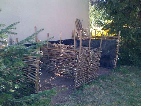 Tresser des bacs à compost jardin au Sablon 4