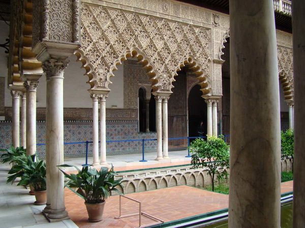 Seville-Alcazar-art arabo-andalous.jpg