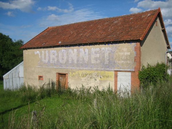 Dubonnet pub