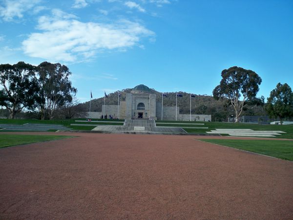 Canberra (78)