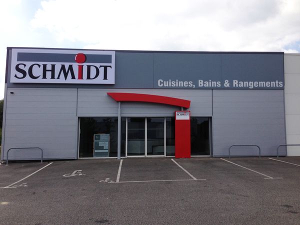 AMENAGEMENT COMMERCIAL-CUISINES SCHMIDT-AURAY 4