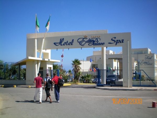 L-hotel-Eden-Palace-de-Mers-El-Kebir--lors-de-mon-1er-voy.jpg