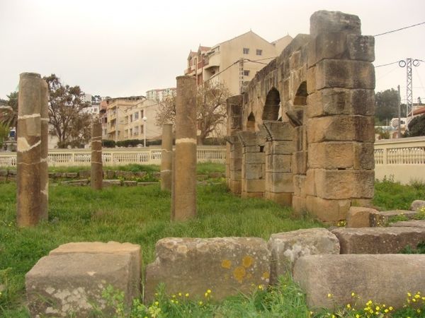 Ruines-romaines-et-decalage-occidentale.jpg