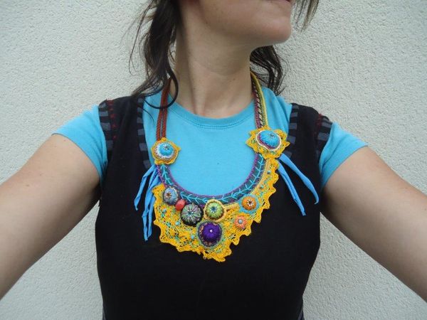 z5collier Odile