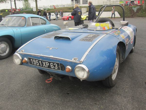 a-vieille-panhard-2.jpg