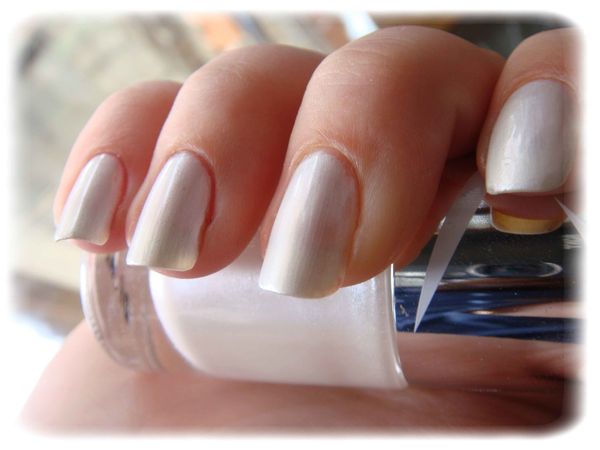 white-and-seek-2.jpg