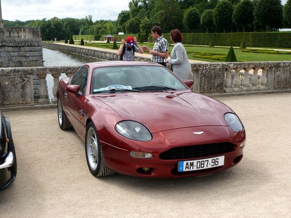 DB7 10