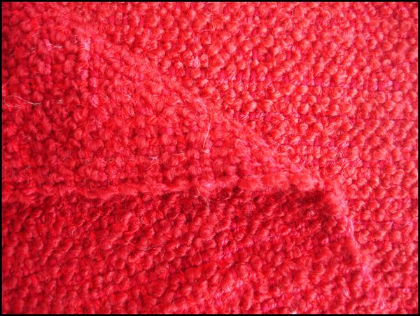 Hand-woven-wool-scarf-red-1
