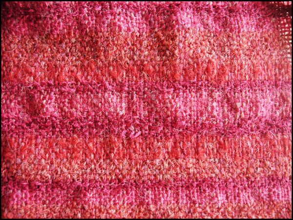 Hand-woven-wool-shawl-stole-bordeau-2