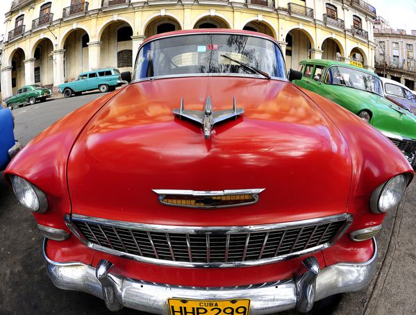 red cars from cuba by albi