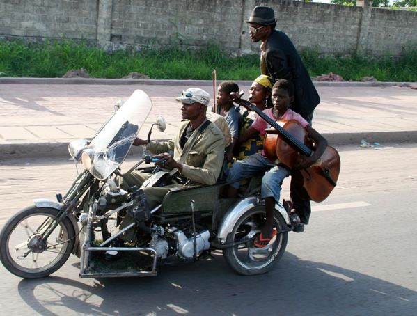 Kinshasa-Kids-photo-2.jpg