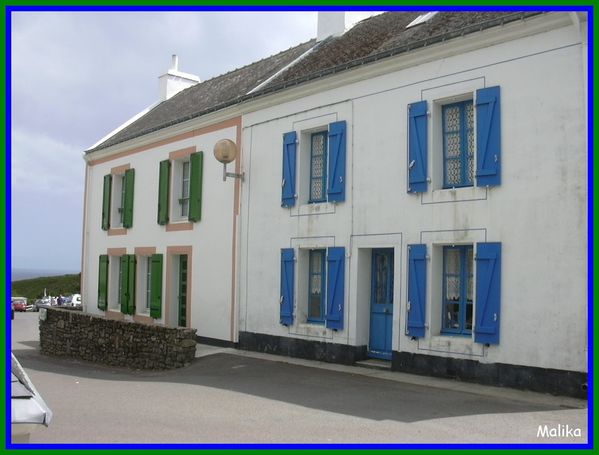 Village-de-Locmaria-3.JPG