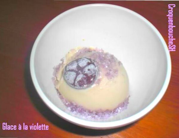 Glace-a-la-violette.jpg