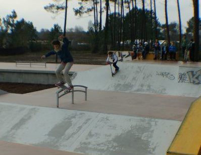 paul-claverie-ozmoz-skateboarding-5.jpg