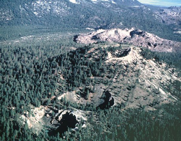 Inyo_craters---USGS.jpg