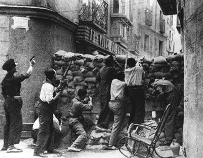 Barcellona-maggio-1937.-Difesa-centrale-telefonica.jpg
