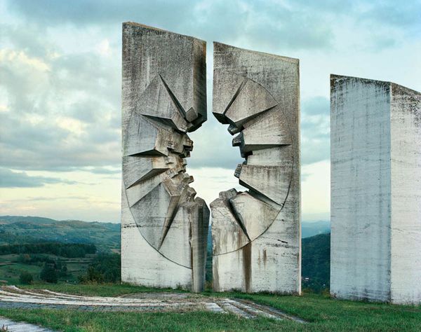 old-monuments-yugoslavia jan kempenaers-5