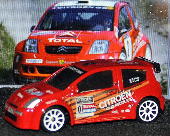CITROEN-C2-2006-WRC-MAJORETTE.JPG