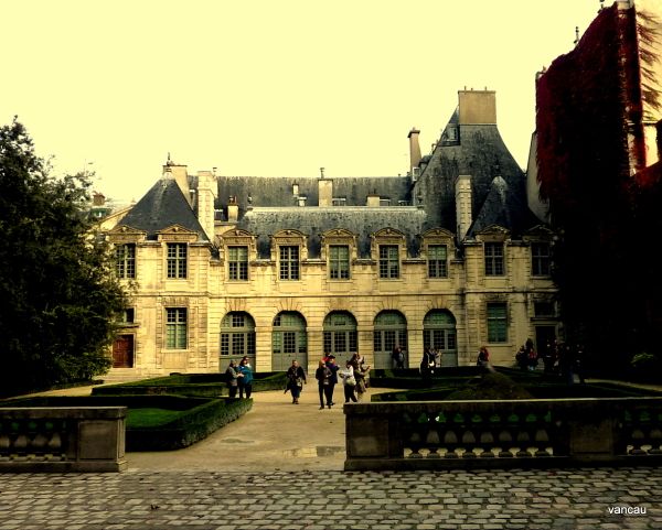 Hôtel de Sélys P1080072