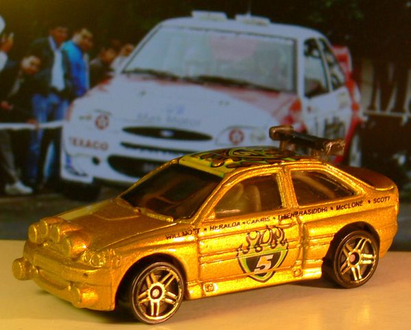 07 FORD Escort Rally HOTWEELS 1996