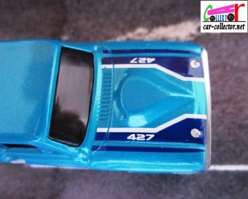 ford-thunderbolt-showroom-2012.115